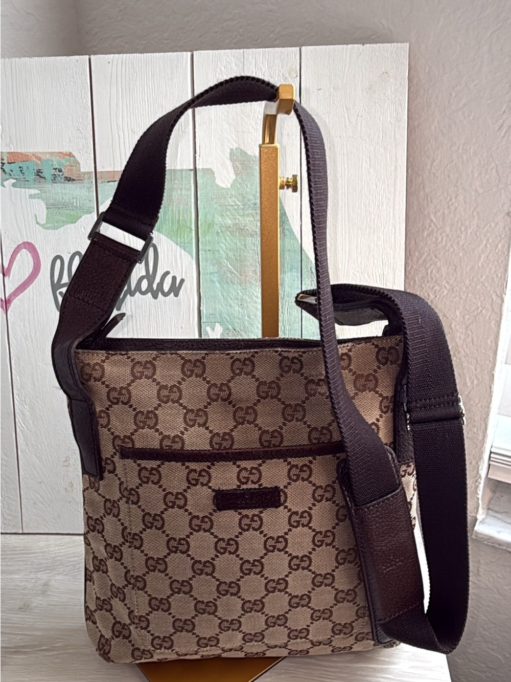 Gucci GG Canvas Messenger Crossbody 122793 467891 Entrupy Authenticated - Picture 2 of 11
